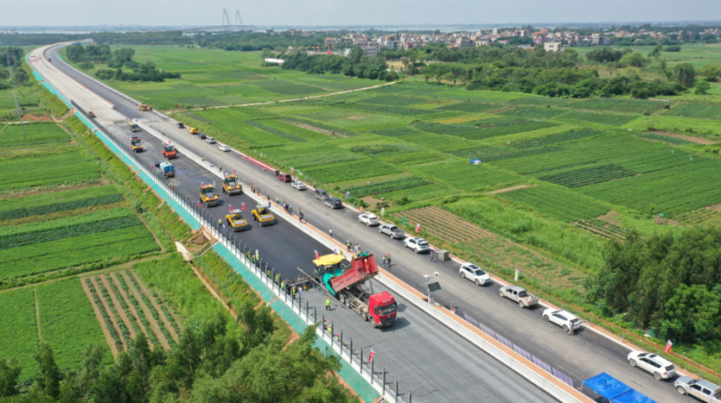 建設(shè)?邁進(jìn)‖薪火相傳，續(xù)寫(xiě)奮進(jìn)篇章